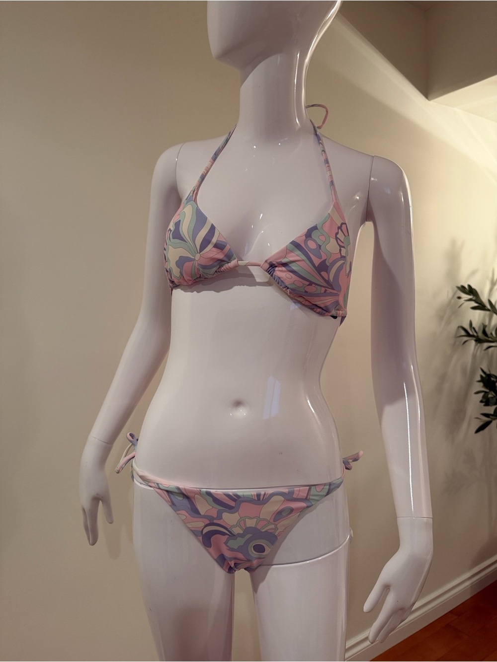 NWT Simons Vision Pastel Retro Print Bikini Set Small